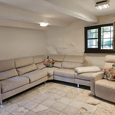 Rustico La Rocca By Fewotessin Holiday home Coglio